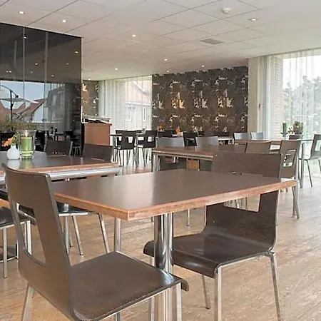 Maxim Hotel 3*